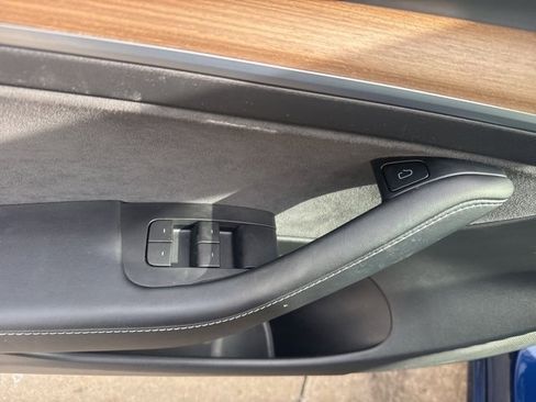 Used 2021 Tesla Model 3 Long Range image 13