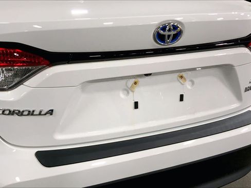 Used 2024 Toyota Corolla LE FWD image 31