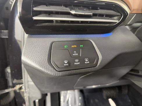 Used 2023 Volkswagen ID.4 Pro AWD/4WD image 20