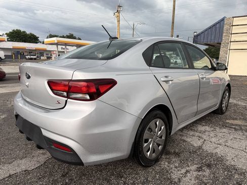 Used 2018 Kia Rio S FWD image 7