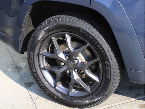 Used 2019 Jeep Grand Cherokee Limited X AWD/4WD image 10