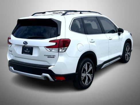 Used 2020 Subaru Forester Touring AWD/4WD image 5