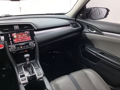 Used 2017 Honda Civic Touring image 27