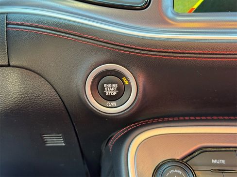 Used 2021 Dodge Challenger R/T Scat Pack image 29