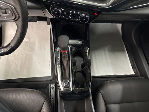Used 2024 Chevrolet Trax RS w/ Driver Confidence Package image 19