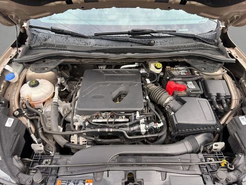 Used 2020 Ford Escape SE FWD image 21