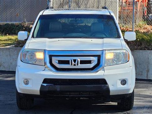Used 2010 Honda Pilot Touring image 8