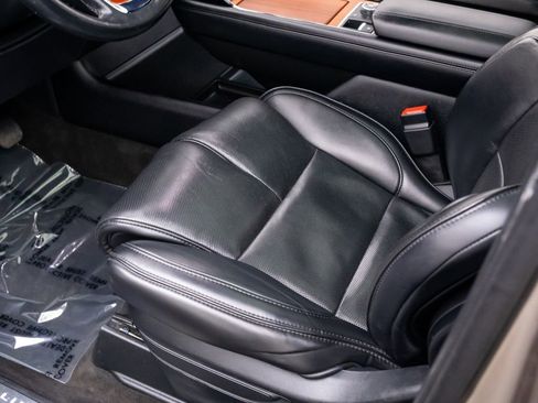 Used 2019 Lincoln Navigator Reserve AWD/4WD image 15