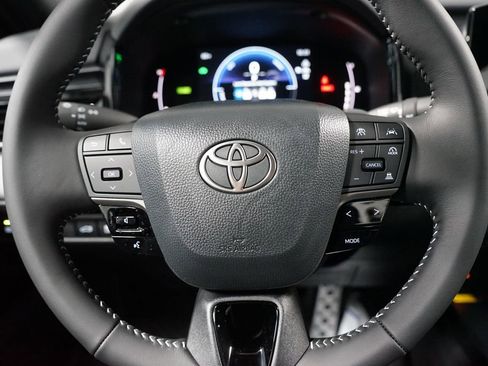 New 2026 Toyota Camry SE image 12
