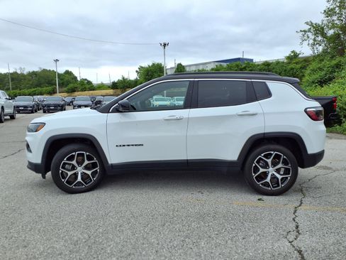 Used 2024 Jeep Compass Limited AWD/4WD image 35