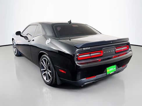 Used 2023 Dodge Challenger R/T w/ Plus Package image 7