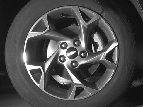 Used 2025 Chevrolet Trax LT FWD image 13