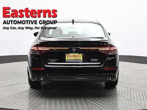 Used 2024 Honda Accord Sport image 6
