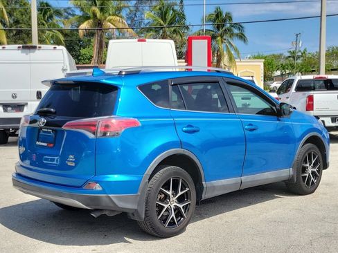 Used 2017 Toyota RAV4 SE AWD/4WD image 7