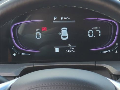 Used 2025 Kia Telluride AWD image 25