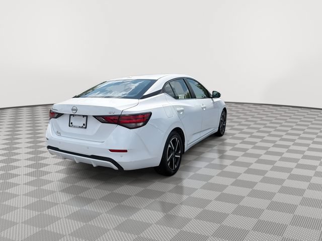 Used 2024 Nissan Sentra SV FWD image 11