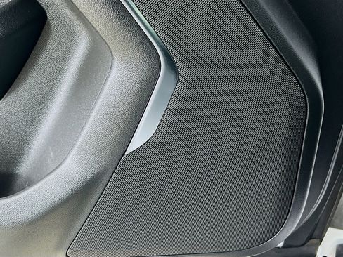 Used 2022 Chevrolet Suburban LS w/ Driver Alert Package image 18