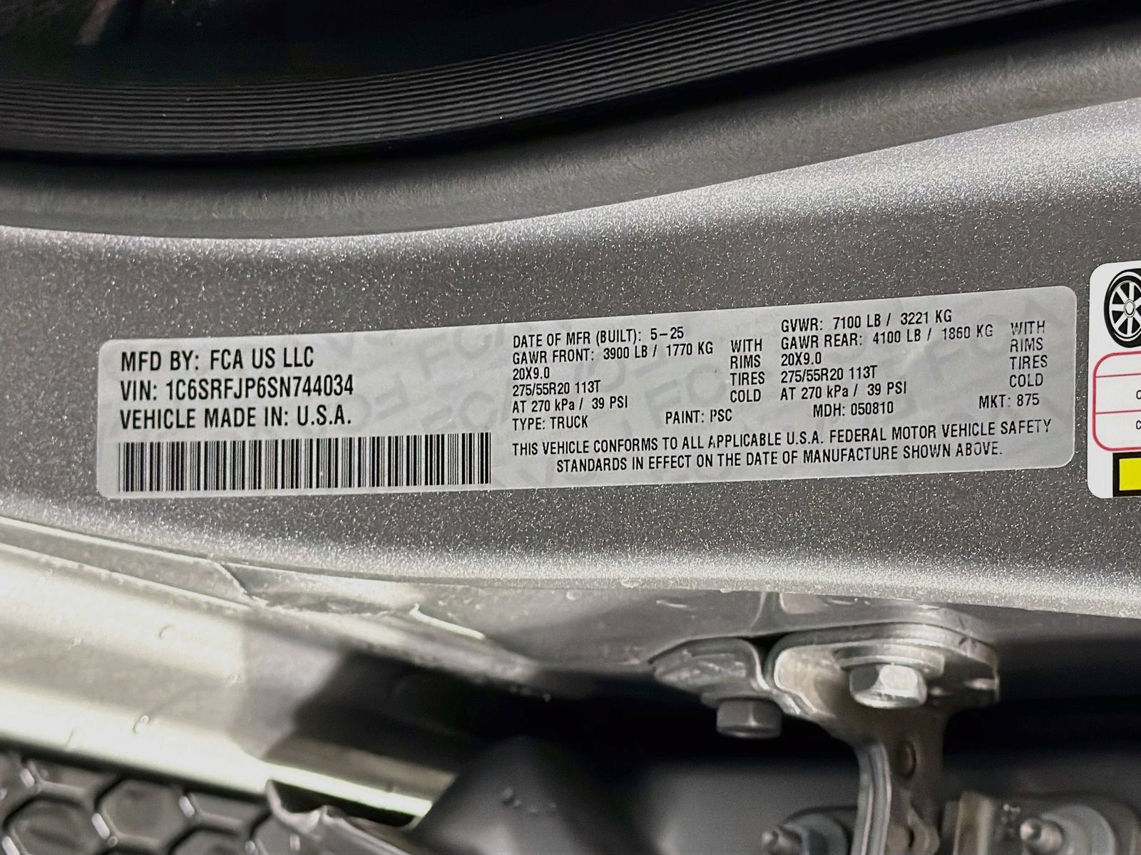Used 2025 RAM 1500 Laramie w/ Advanced Safety Group II AWD/4WD image 37