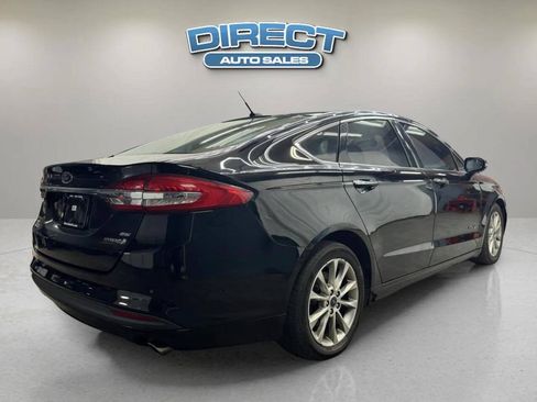 Used 2017 Ford Fusion SE w/ Equipment Group 602A FWD image 6