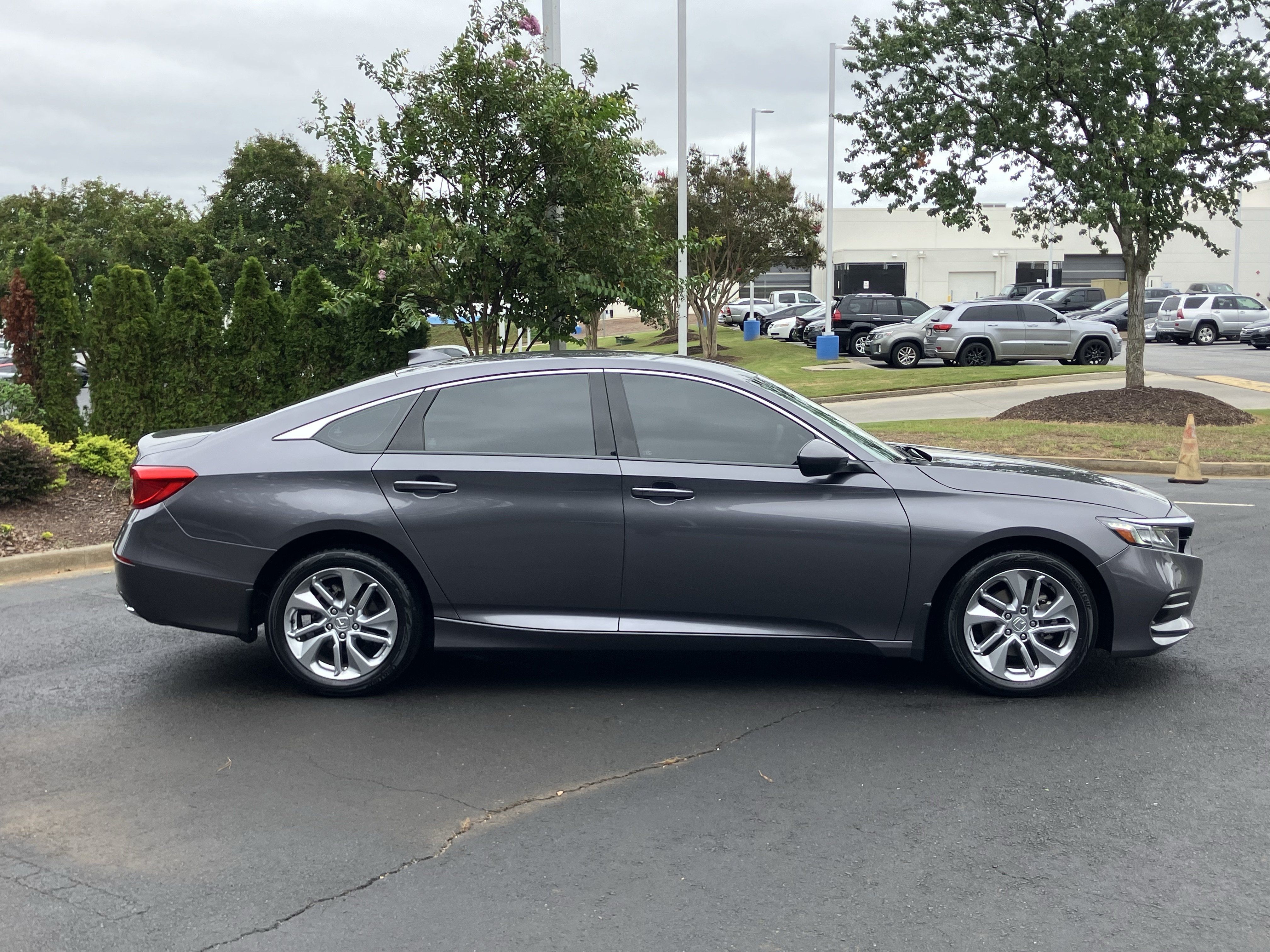 Used 2019 Honda Accord LX image 11