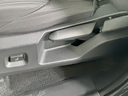 Used 2024 Toyota Tacoma Limited image 13