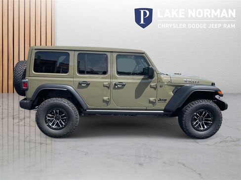 New 2025 Jeep Wrangler Willys image 10