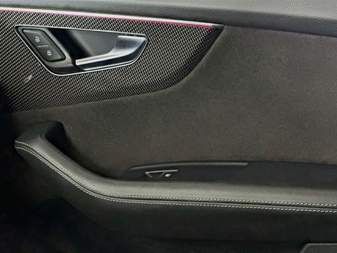 Used 2022 Audi SQ8 Prestige w/ Prestige Package image 17