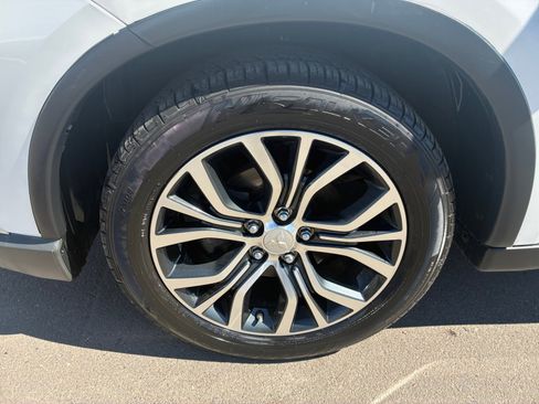 Used 2017 Mitsubishi Outlander GT image 33