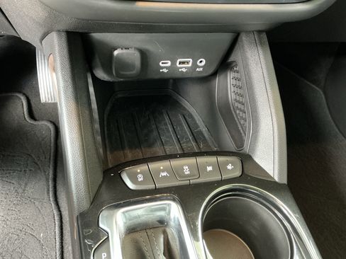 Used 2022 Chevrolet TrailBlazer ACTIV image 27