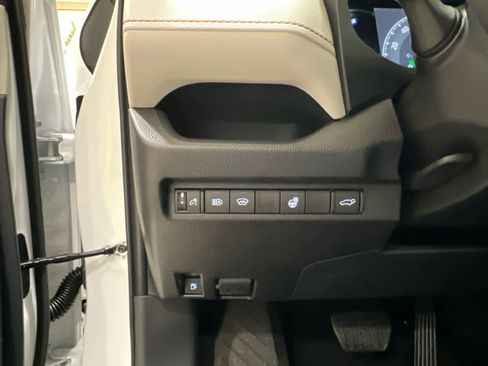 New 2025 Toyota RAV4 XLE w/ Convenience Package image 20