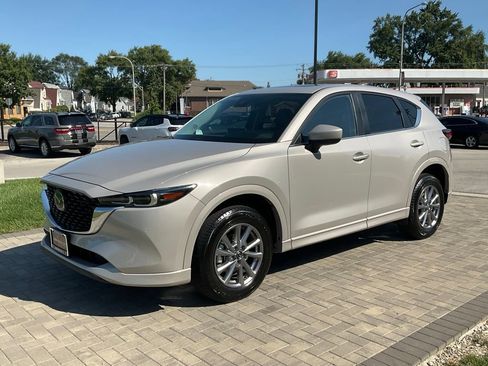 Used 2025 MAZDA CX-5 AWD 2.5 S w/ Preferred Package image 4