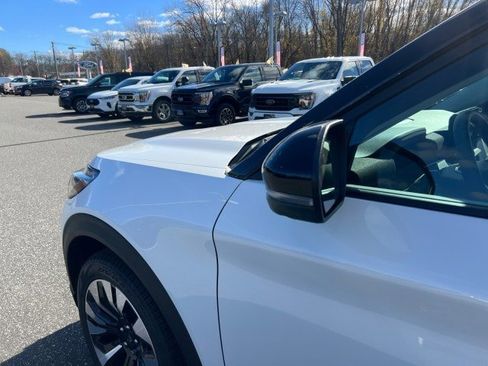 New 2026 Ford Explorer Platinum w/ LUX Leather Package AWD/4WD image 35