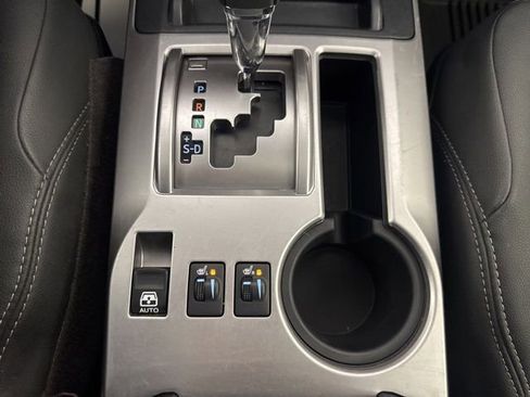 Used 2019 Toyota 4Runner SR5 Premium AWD/4WD image 17
