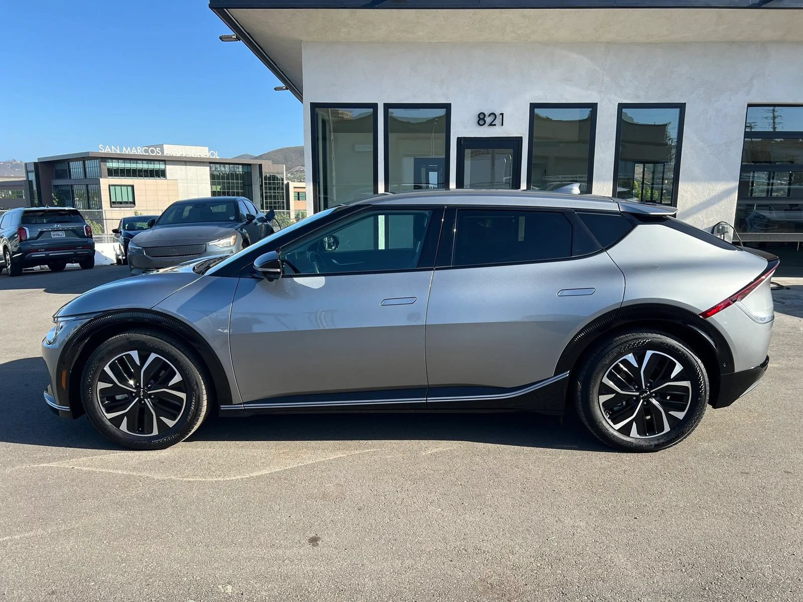 Used 2024 Kia EV6 Wind w/ Wind Technology Package RWD image 8