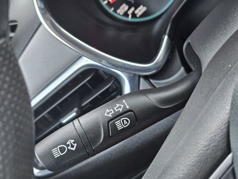 Certified 2023 Chevrolet Equinox LS w/ LPO, Floor Liner Package image 26