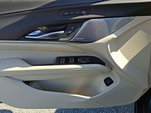 Used 2025 Cadillac CT4 Premium Luxury image 12