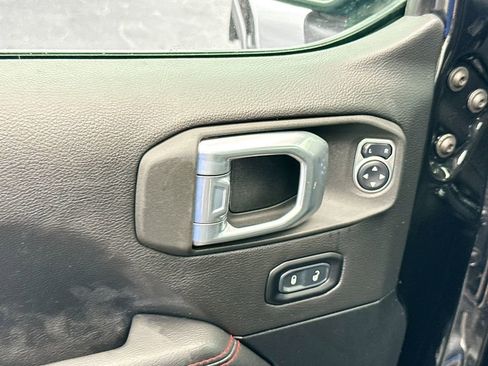 Used 2021 Jeep Wrangler Unlimited Rubicon image 18