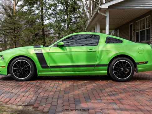 Used 2013 Ford Mustang Boss 302 w/ Boss 302 Accessory Pkg image 3