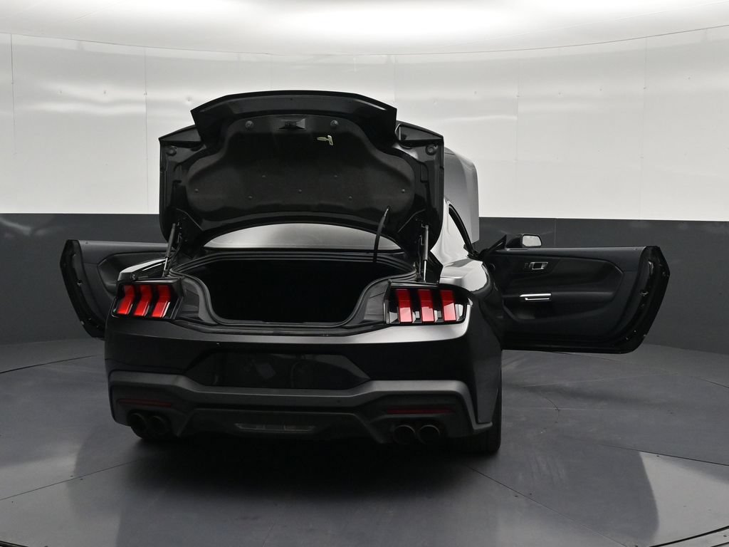 Used 2024 Ford Mustang GT RWD image 33