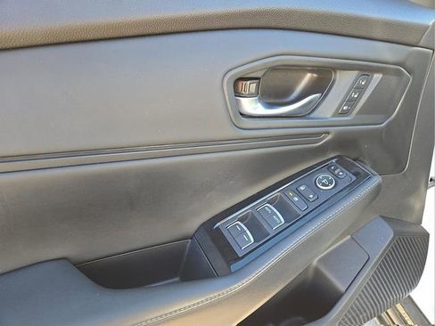 Used 2025 Honda Accord Touring image 20