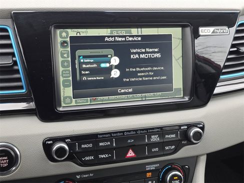 Used 2018 Kia Niro Touring image 33