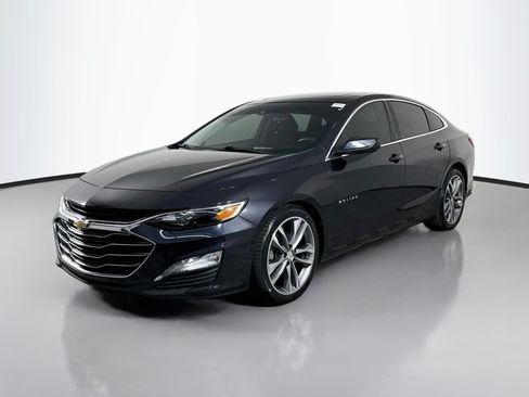 Used 2023 Chevrolet Malibu LT w/ Driver Confidence Package FWD image 4