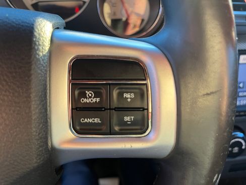 Used 2013 Dodge Challenger R/T Plus image 22