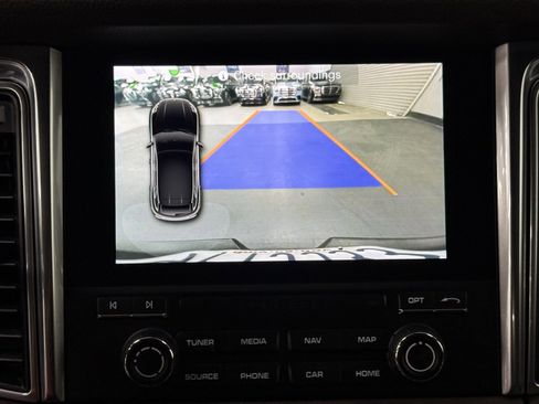 Used 2017 Porsche Macan S image 32