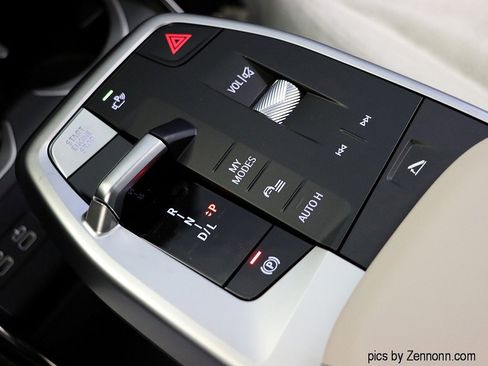 New 2026 BMW X1 xDrive28i w/ Technology Package image 25