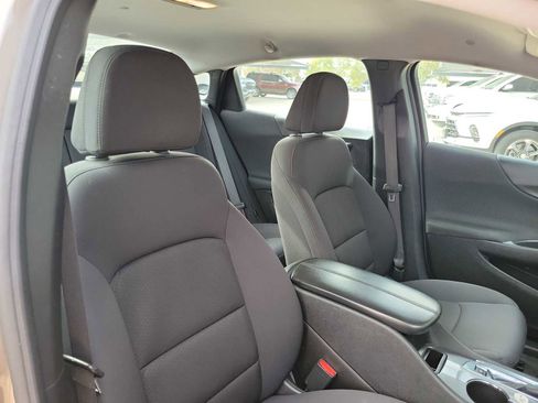Used 2024 Chevrolet Malibu LT FWD image 18