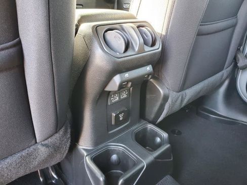 Used 2022 Jeep Wrangler Unlimited Willys image 25