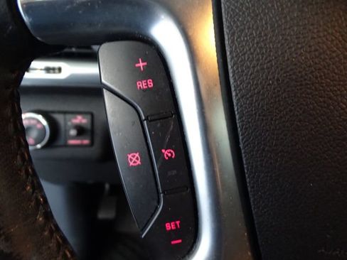 Used 2016 GMC Acadia SLE AWD/4WD image 8