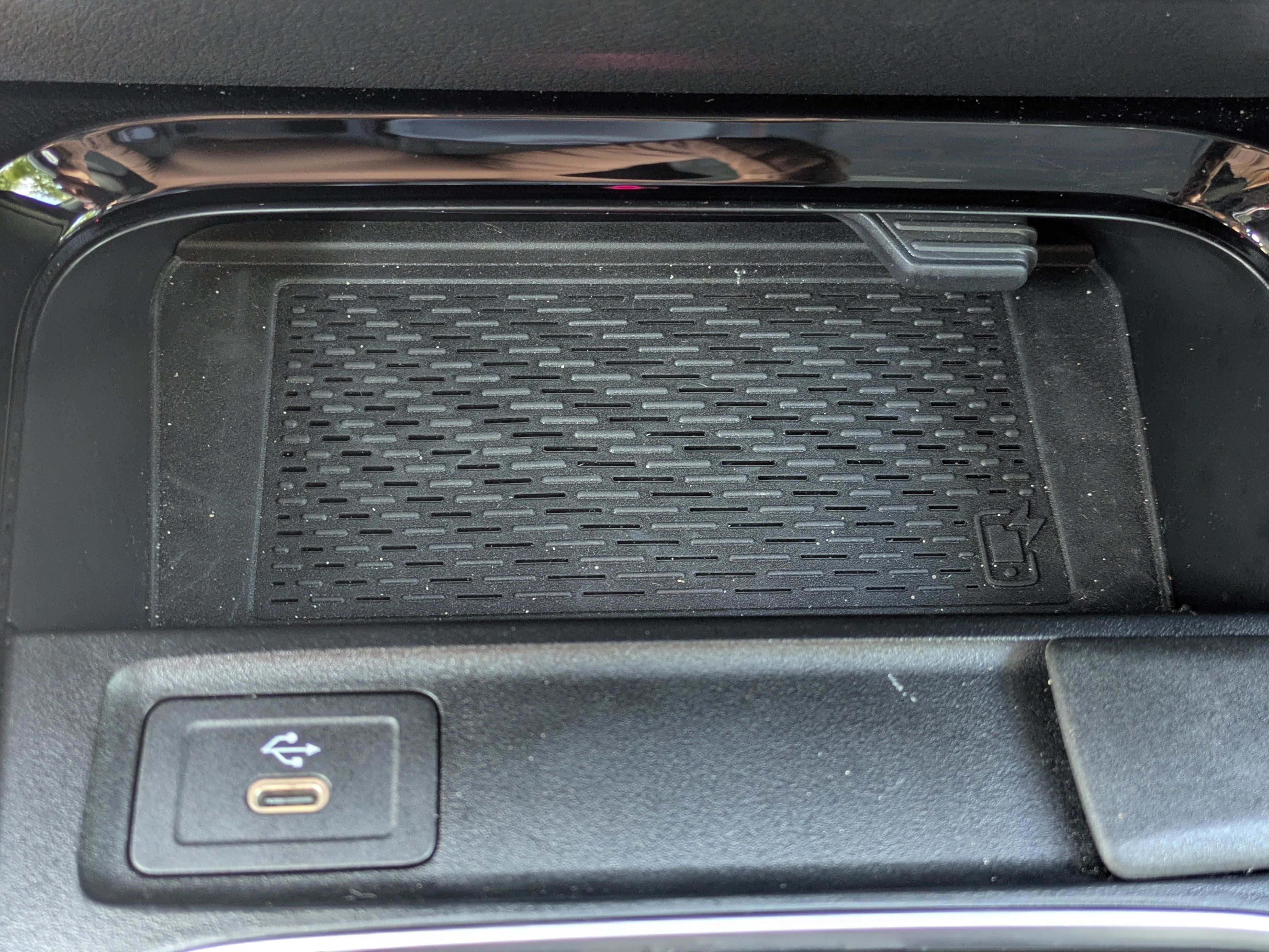 Used 2024 Mercedes-Benz EQB 350 4MATIC SUV image 21