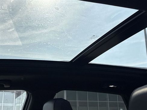 Certified 2023 Cadillac XT5 Premium Luxury image 19